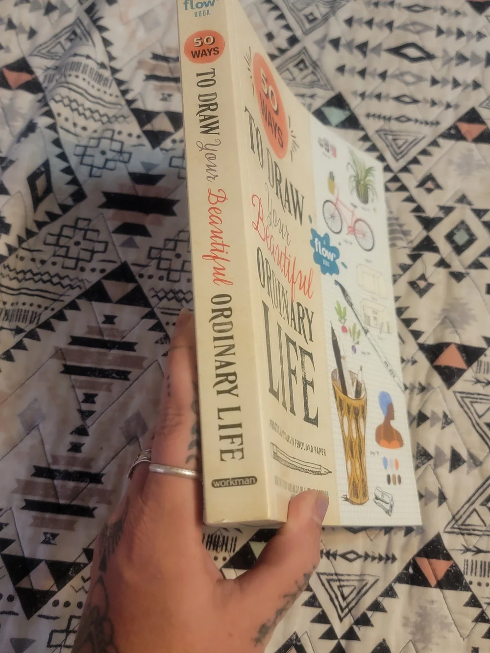 Book: 50 Ways to Draw Your Beautiful Ordinary Life - Cream Cover